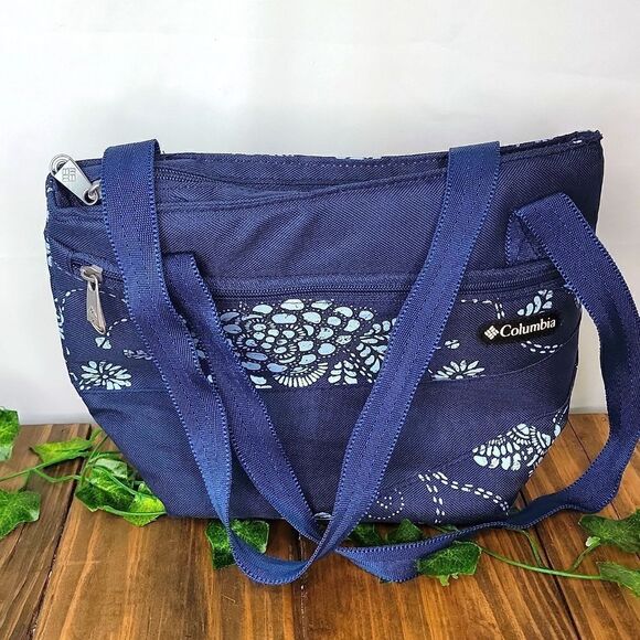Columbia. Insulated Hand Bag. EUC - Picture 1 of 8